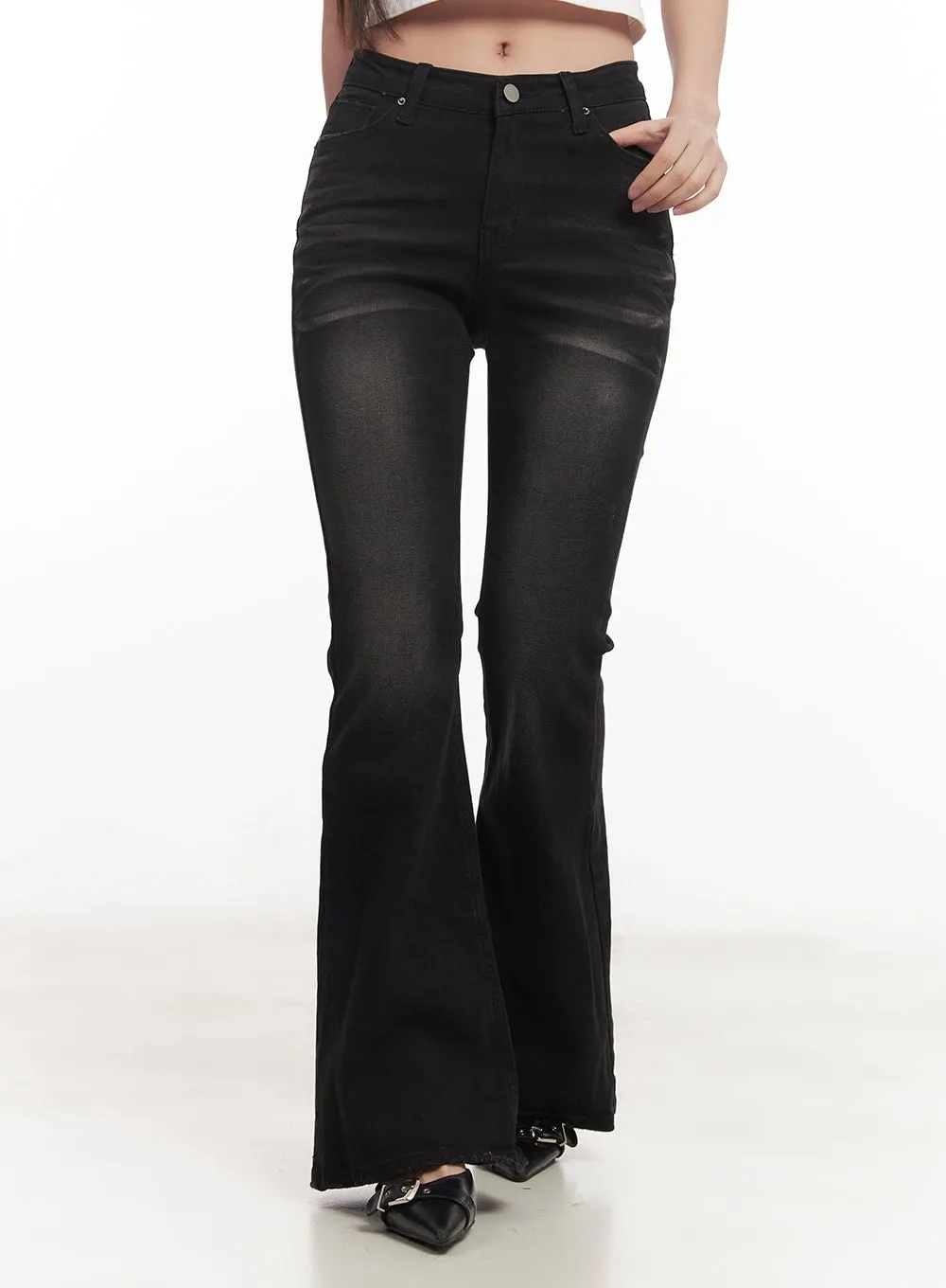 Pratt Slim-Fit Bootcut Jeans CM531